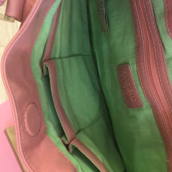 Sigrid Olsen soft pink leather bag. - Picture 4 of 8